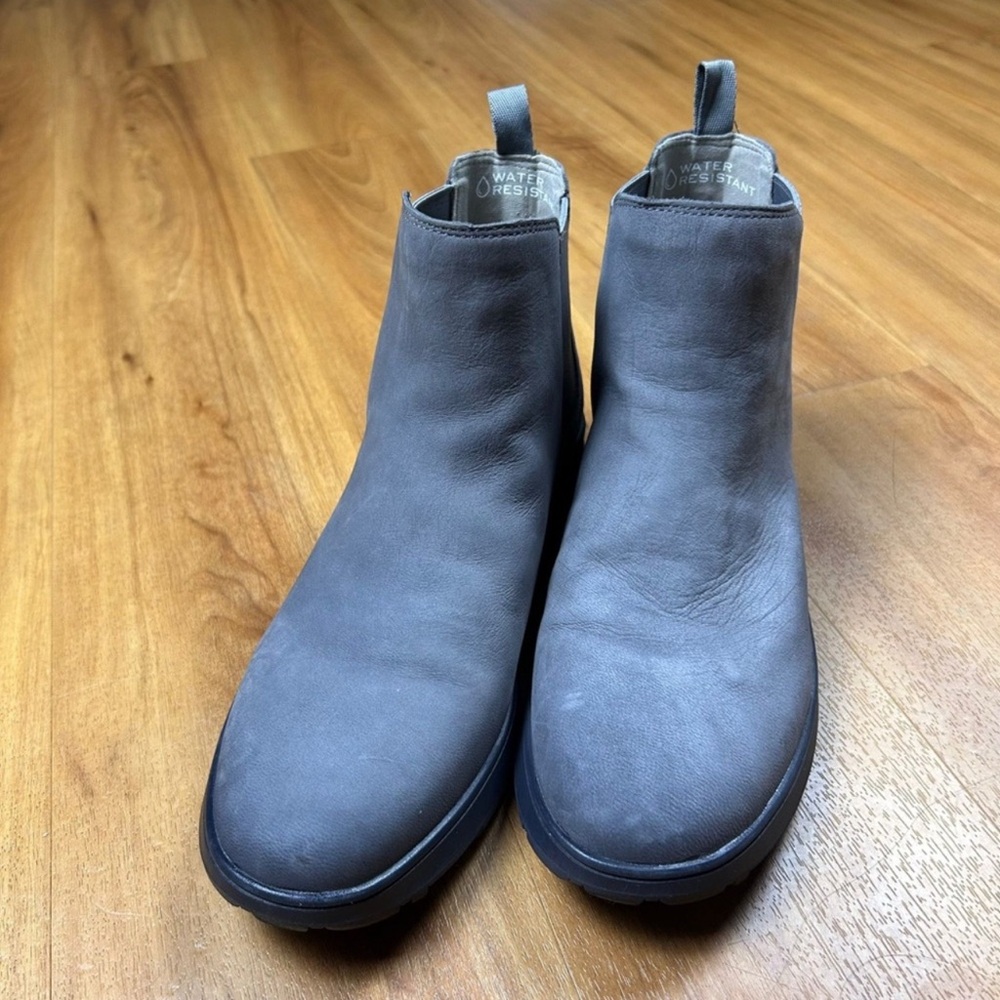 Vionic Gray Winter & Rain Boots size:10 - Picture 3 of 16